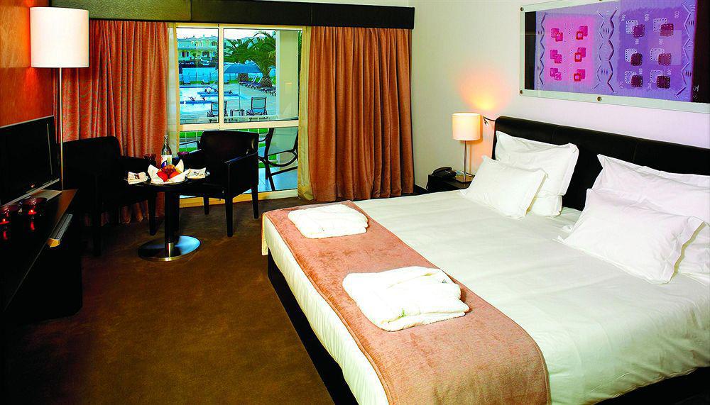 Hotel Gale Collection
